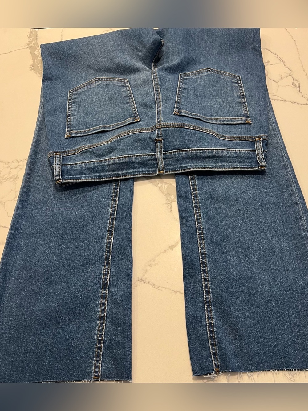 KUT FROM THE KLOTH Womens KELLY FAB AB KICK FLARE Jeans - Size 4💙 - Picture 9 of 14
